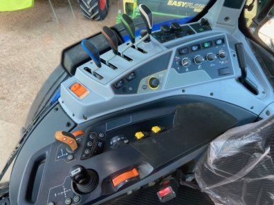 Valtra N174 Active