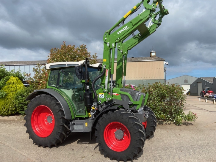 Fendt 211