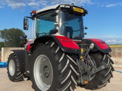Massey Ferguson 8S.245 Exclusive