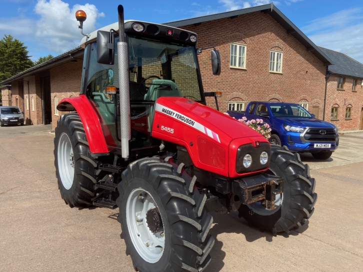Massey Ferguson 5455