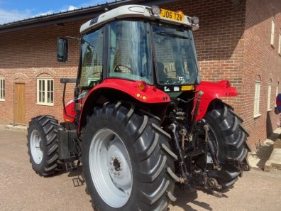 Massey Ferguson 5455