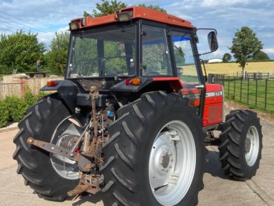 Massey Ferguson 375