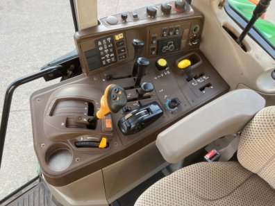 John Deere 6620
