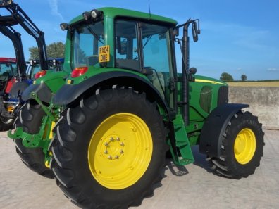 John Deere 6620