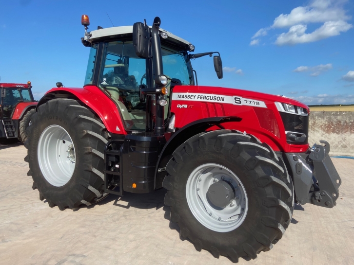 Massey Ferguson 7719S Exclusive