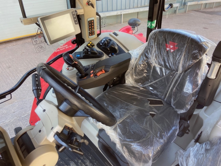 Massey Ferguson 7719S Exclusive