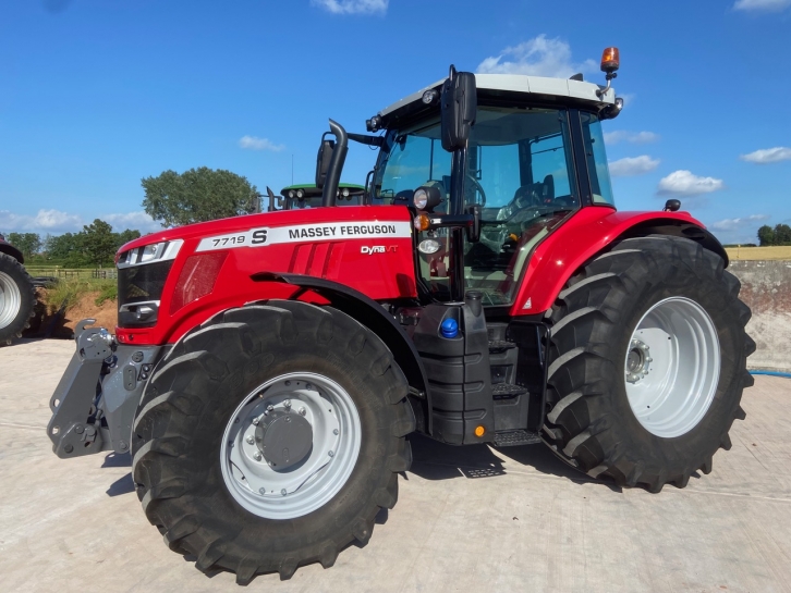 Massey Ferguson 7719S Exclusive