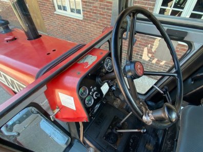 Massey Ferguson 590