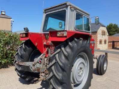 Massey Ferguson 590