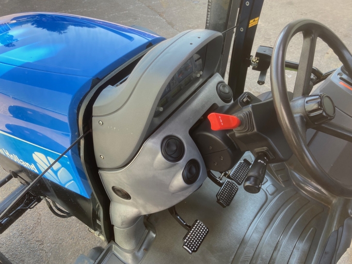 New Holland TSA100A