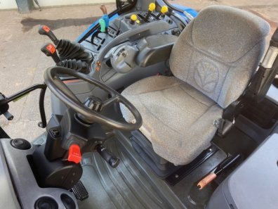 New Holland TSA100A
