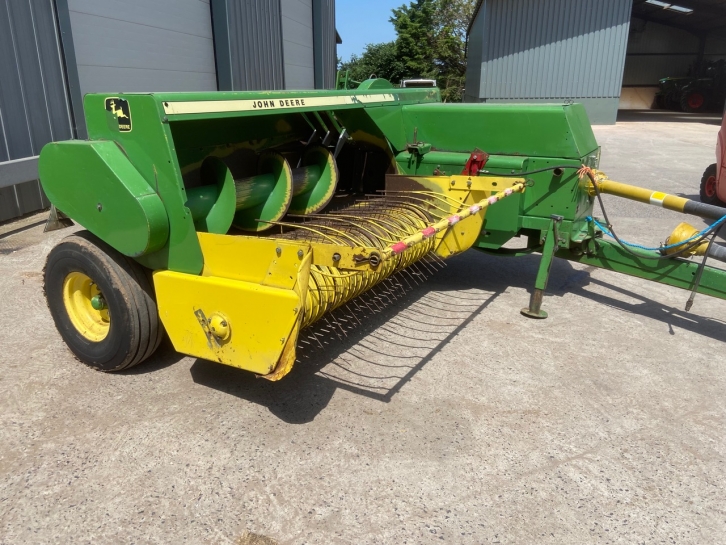John Deere 456A conventional baler