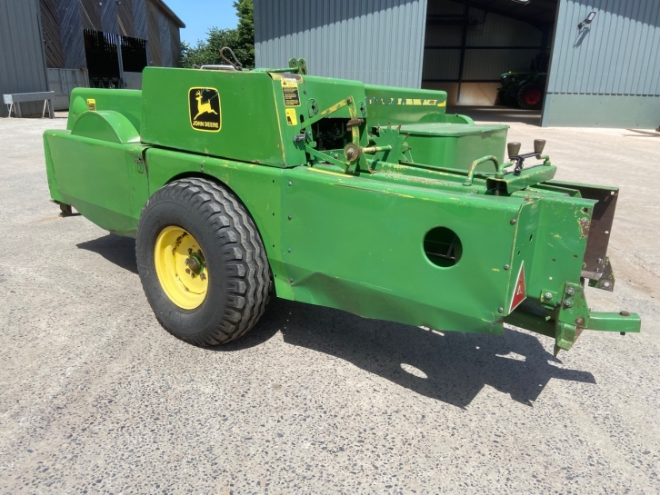 John Deere 456A conventional baler