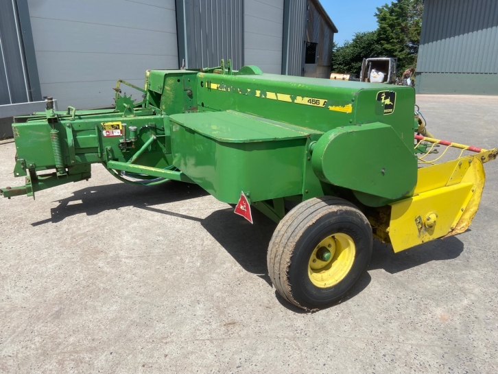 John Deere 456A conventional baler