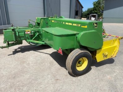 John Deere 456A conventional baler