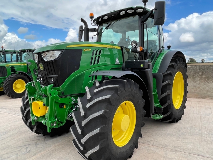 John Deere 6215R Ultimate Edition