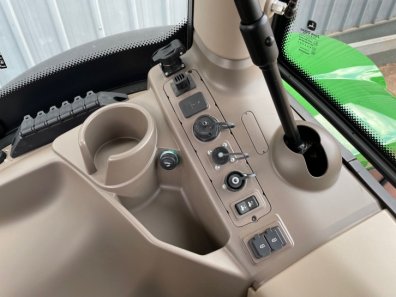 John Deere 6215R Ultimate Edition