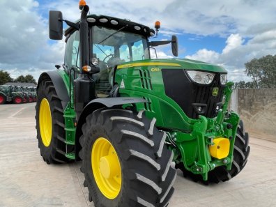 John Deere 6215R Ultimate Edition