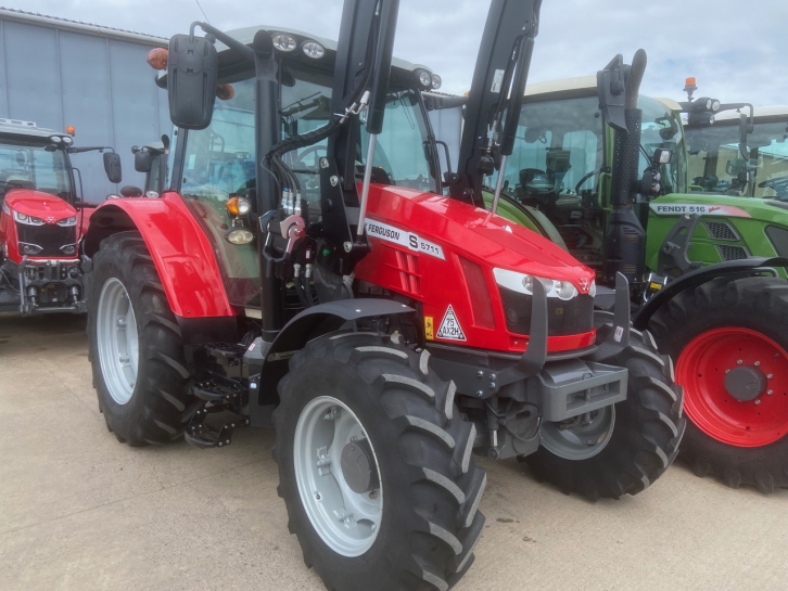 Massey Ferguson 5711S Efficient