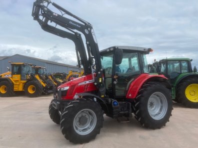 Massey Ferguson 5711S Efficient