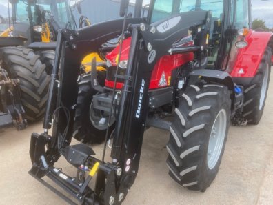 Massey Ferguson 5711S Efficient