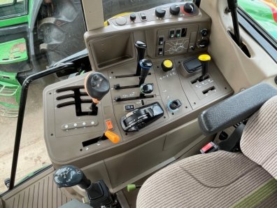 John Deere 6930 Standard