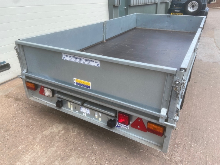 Ifor Williams LM125 flat bed trailer