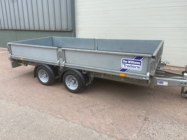 Ifor Williams LM125 flat bed trailer