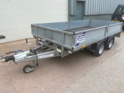 Ifor Williams LM125 flat bed trailer