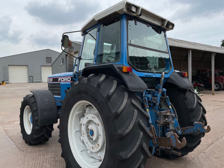 Ford 8730