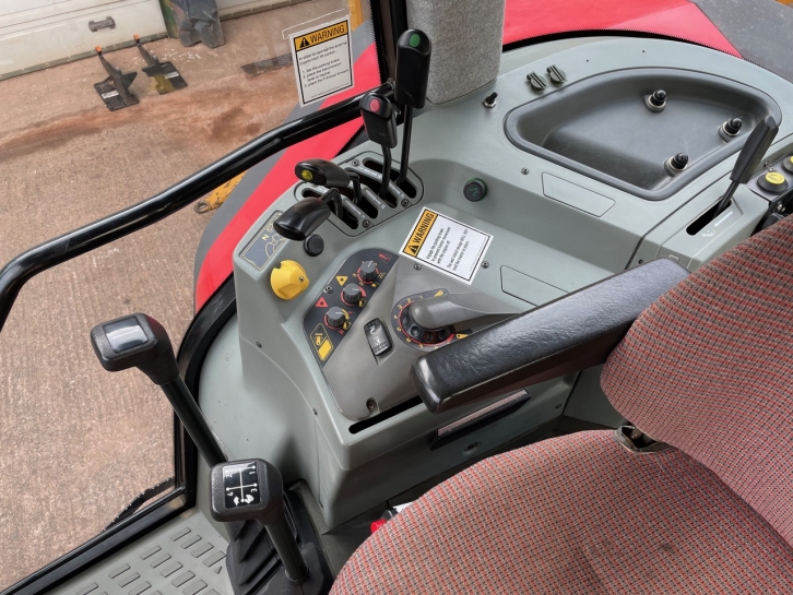 Massey Ferguson 8160