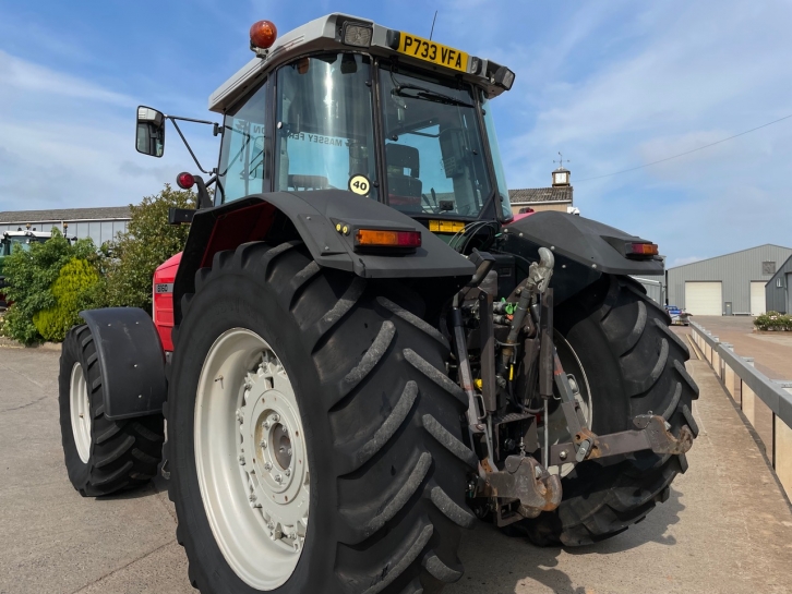 Massey Ferguson 8160