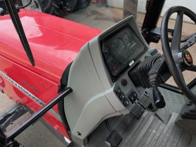 Massey Ferguson 8160