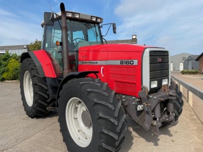 Massey Ferguson 8160