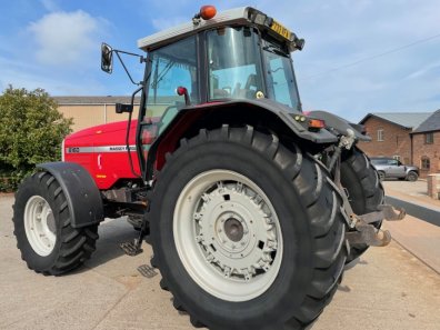 Massey Ferguson 8160