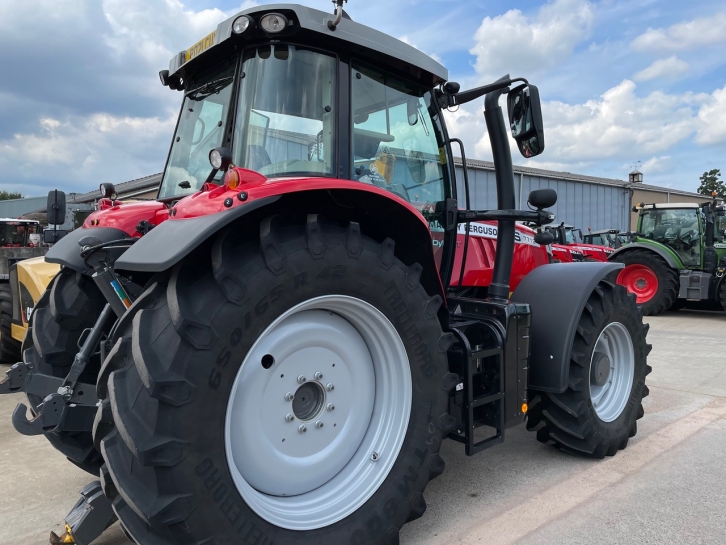 Massey Ferguson 7719S Exclusive