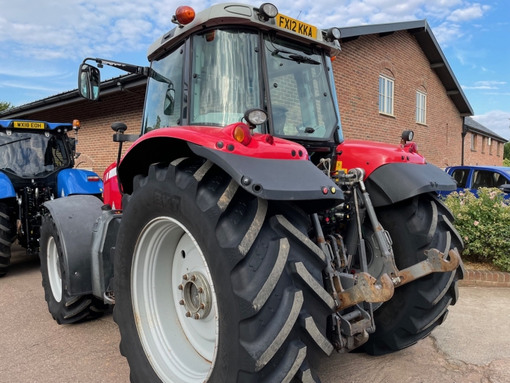 Massey Ferguson 6490