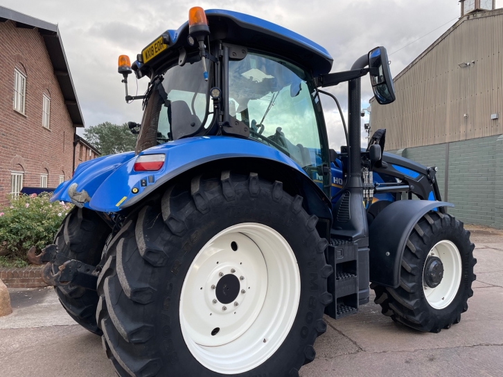 New Holland T6.165