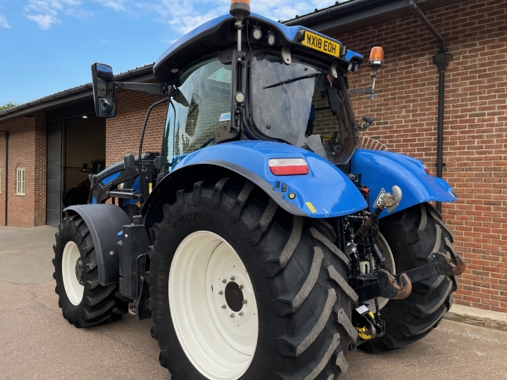 New Holland T6.165