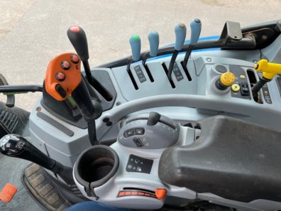 New Holland T6.165