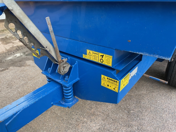 NC 314 dump trailer