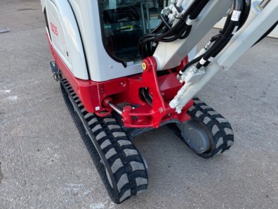 Takeuchi TB225 2.5 Ton digger