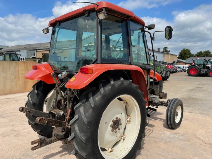 New Holland L60