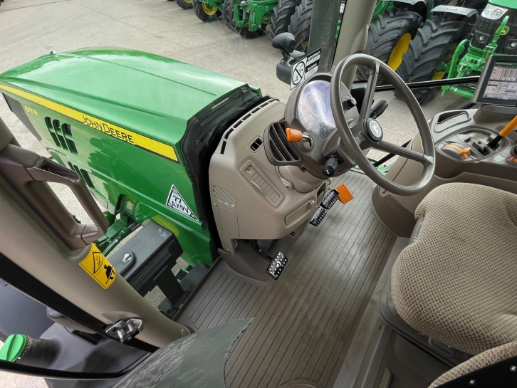 John Deere 6155R