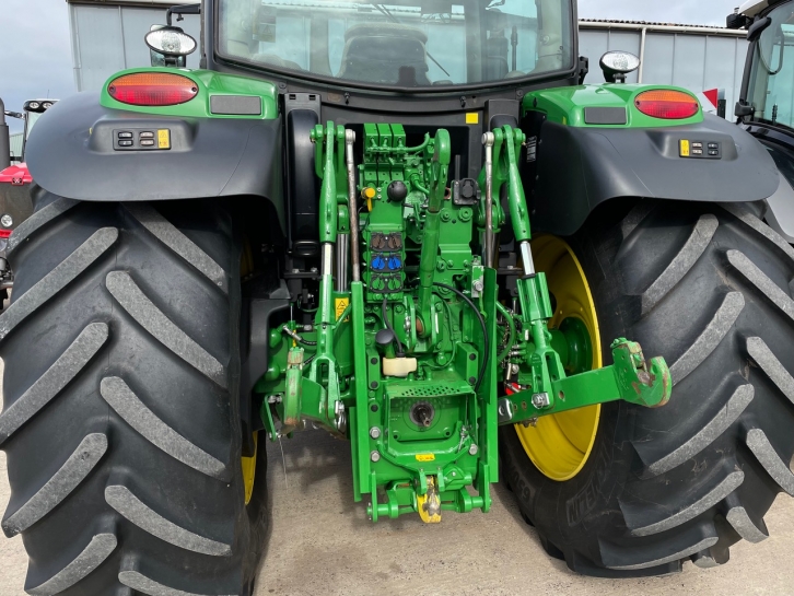 John Deere 6155R