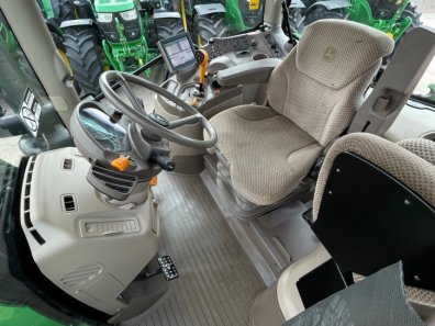 John Deere 6155R