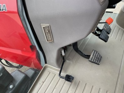 Case CVX 230