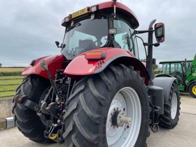 Case CVX 230