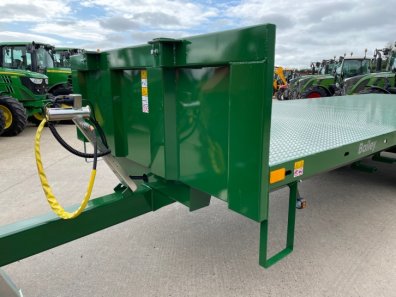 Bailey 25ft flat trailer