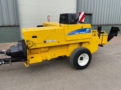 New Holland BC5070 conventional baler